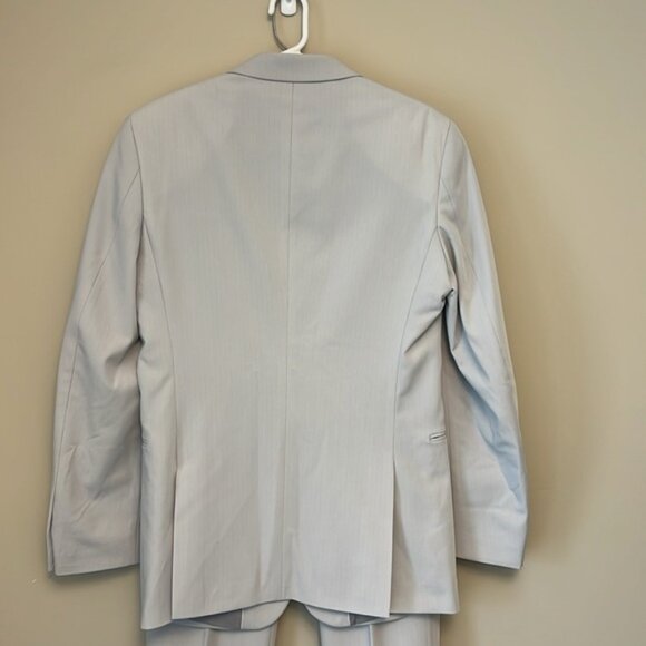 Le Chateau Men's Classic Suit - Picture 3 of 11